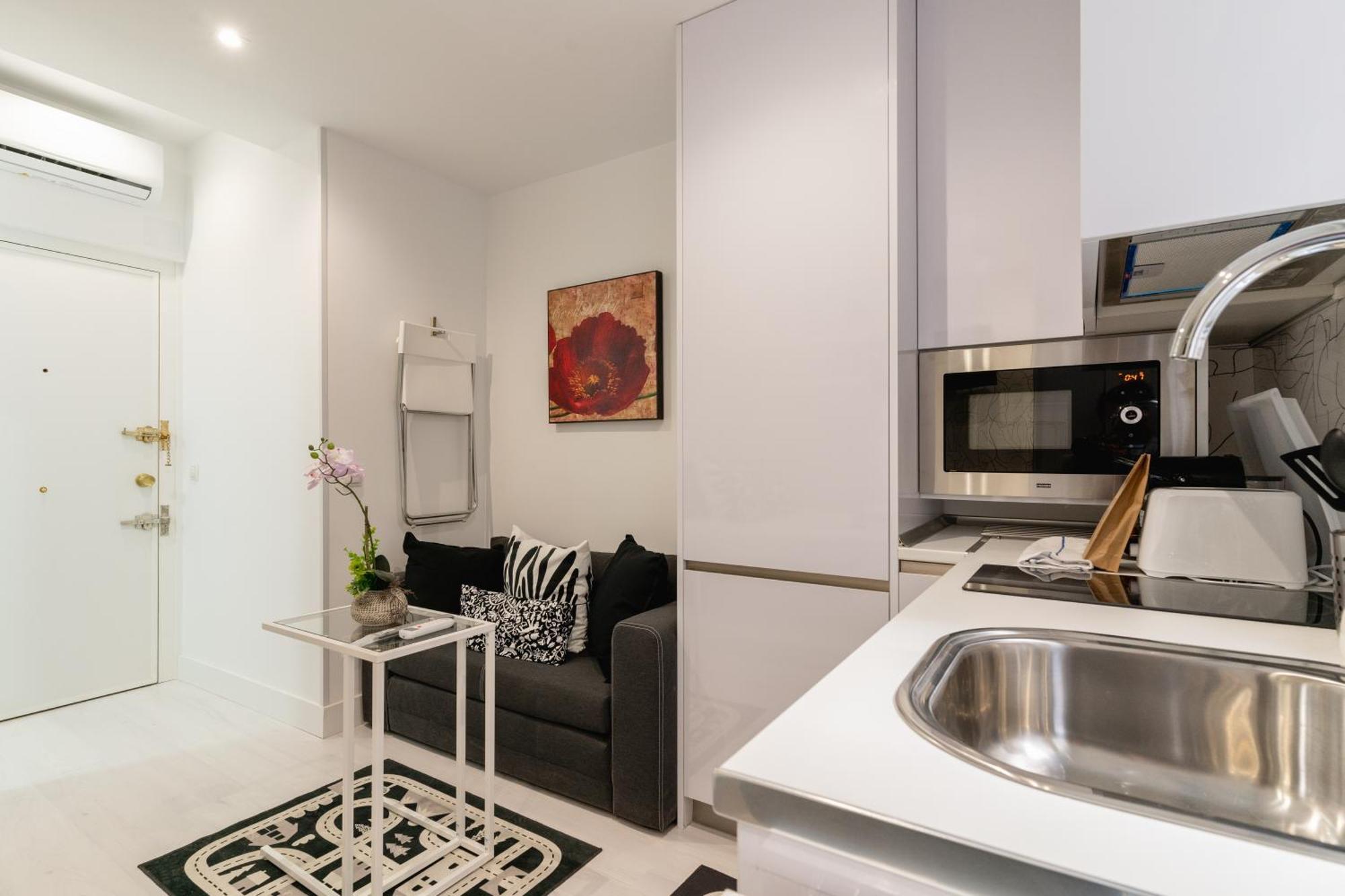 Modern Studio-1Bathroom-Chueca Madrid Exterior photo