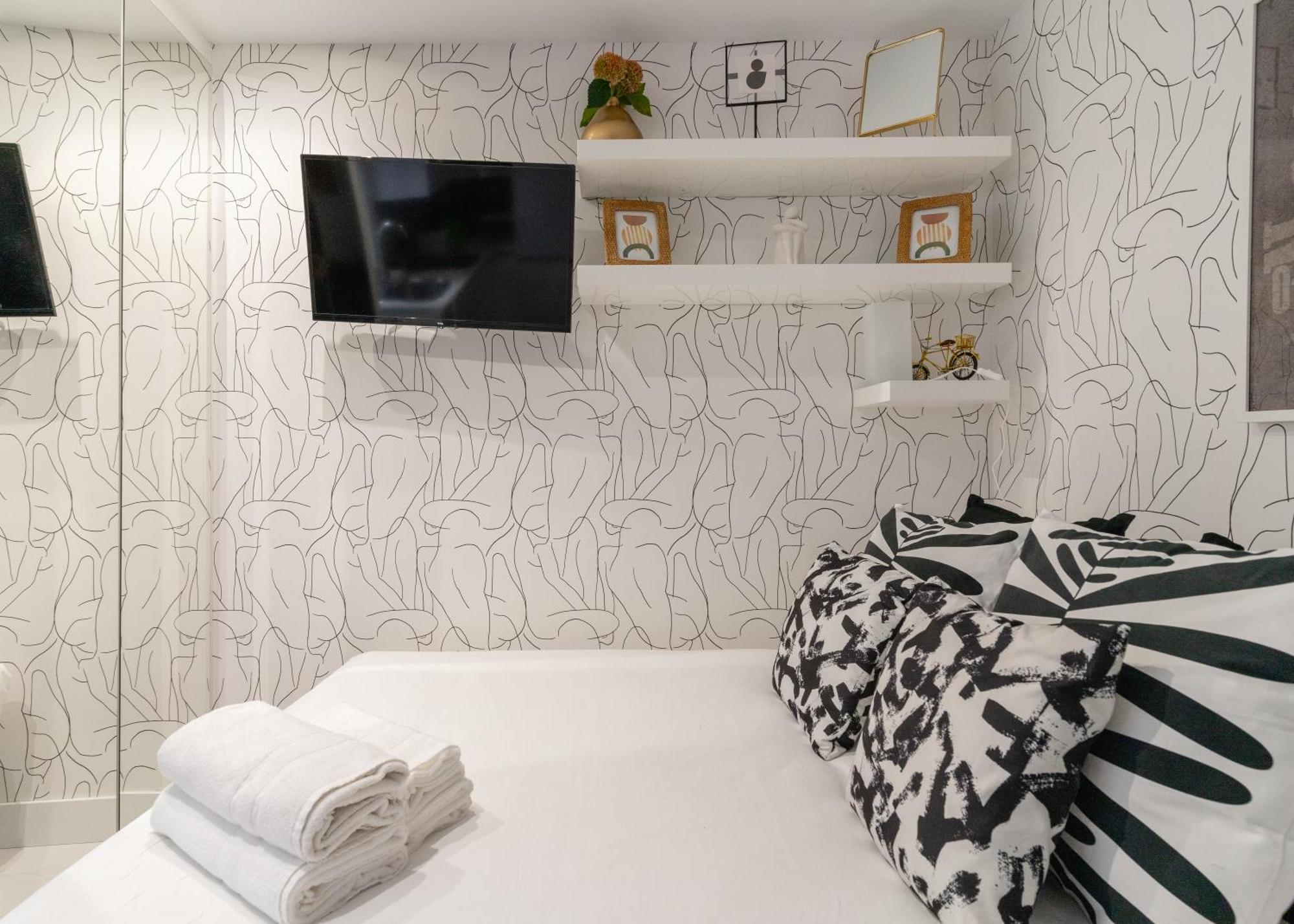 Modern Studio-1Bathroom-Chueca Madrid Exterior photo