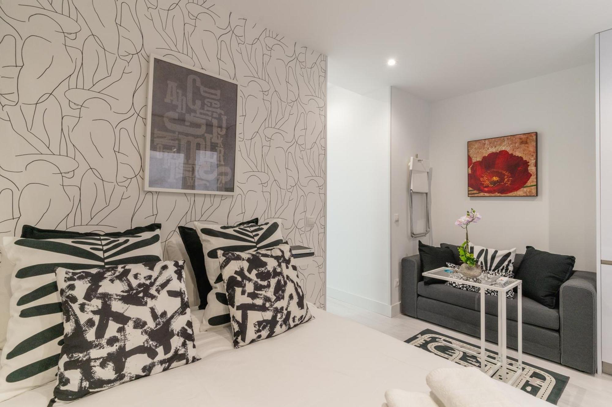 Modern Studio-1Bathroom-Chueca Madrid Exterior photo