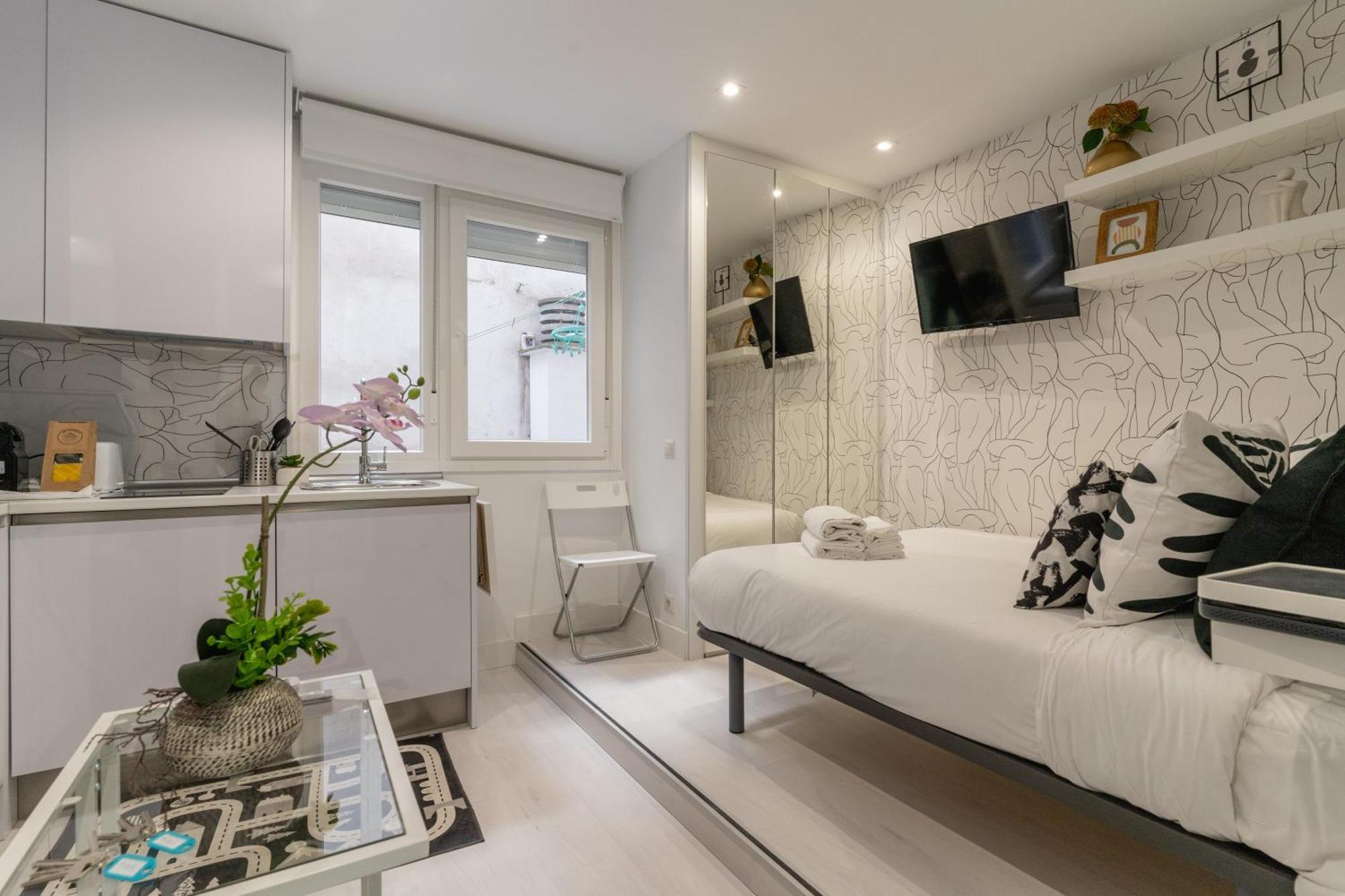 Modern Studio-1Bathroom-Chueca Madrid Exterior photo